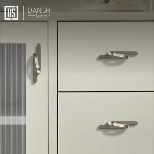 Model 042 Handle